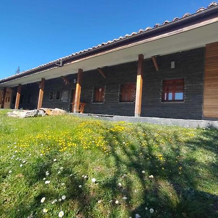 Kyomu Resort Hostel Velilla del Rio Carrion 外观 照片