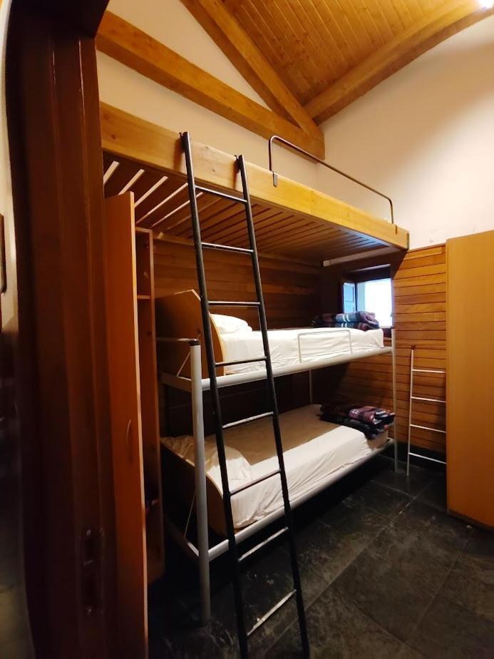 Kyomu Resort Hostel Velilla del Rio Carrion 外观 照片
