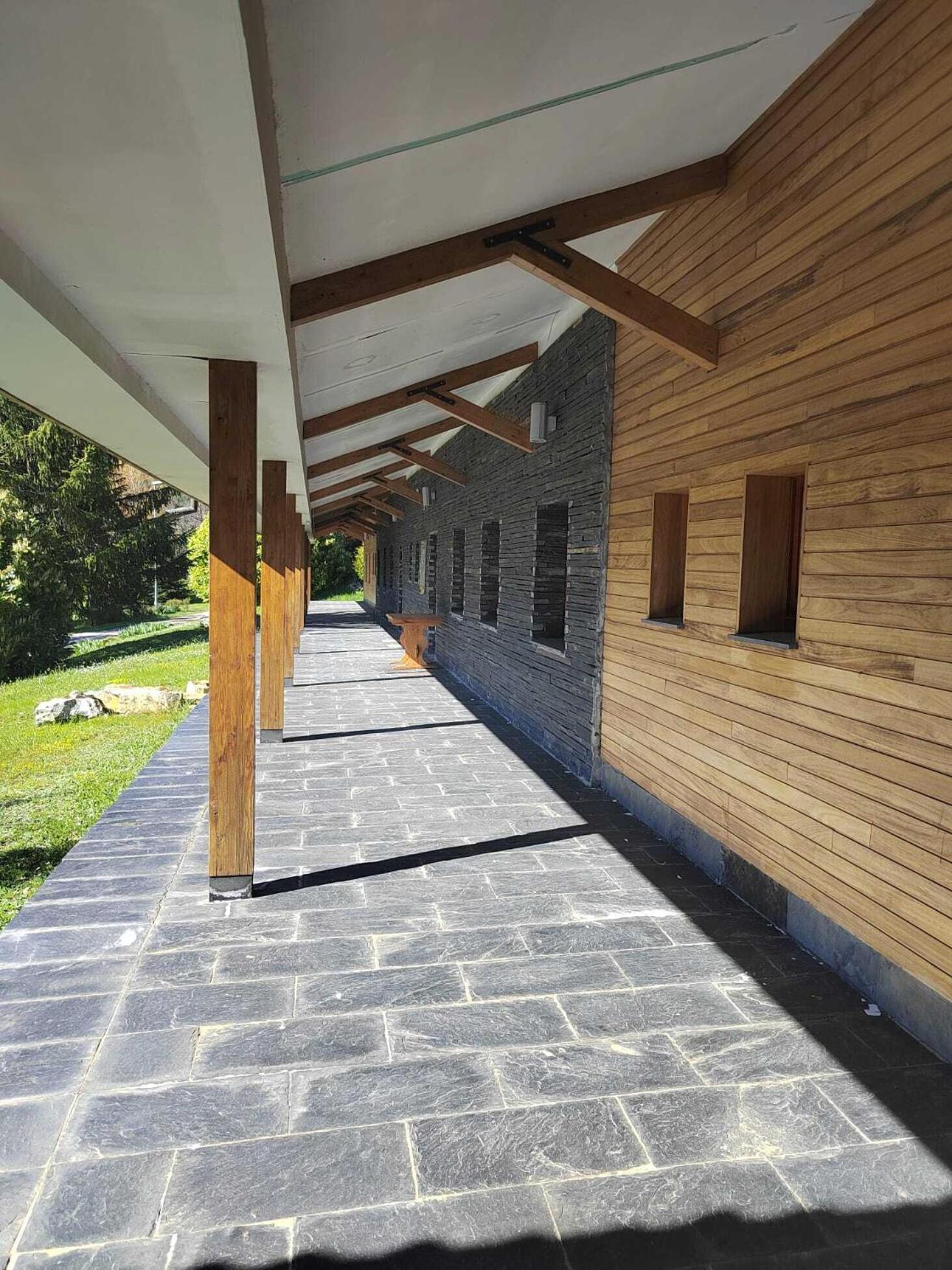 Kyomu Resort Hostel Velilla del Rio Carrion 外观 照片
